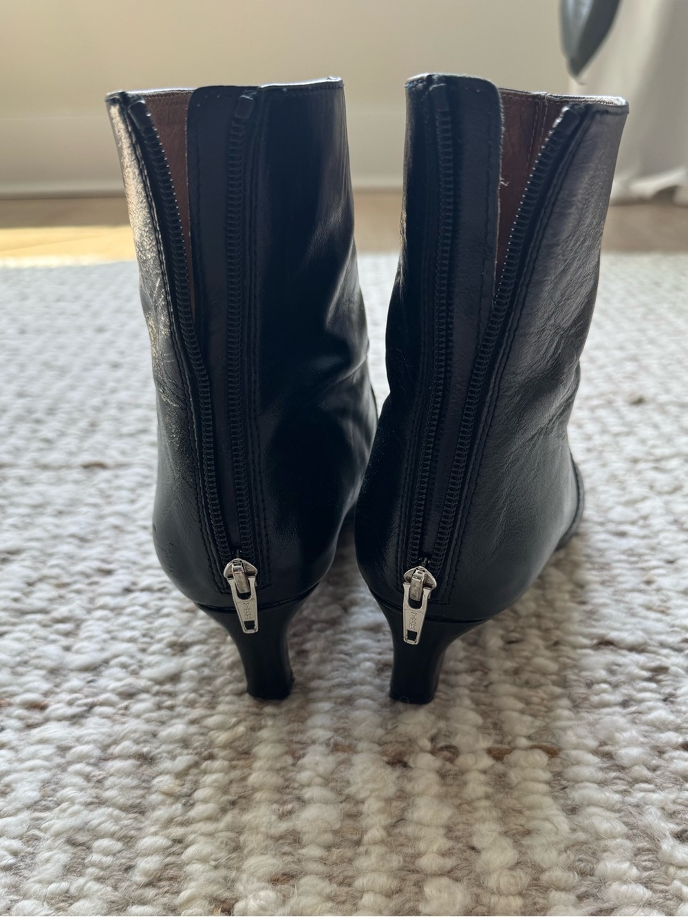 Madewell The Dimes Kitten Heel Ankle Boot Black Crinkle Leather Size 8 - Picture 5 of 13